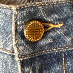Fortune Denim Designer Jean Bermuda Size 30 Gold Button